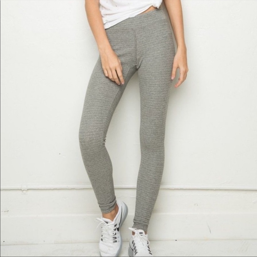 Brandy Melville Jaycee Thermal Gray Leggings OS